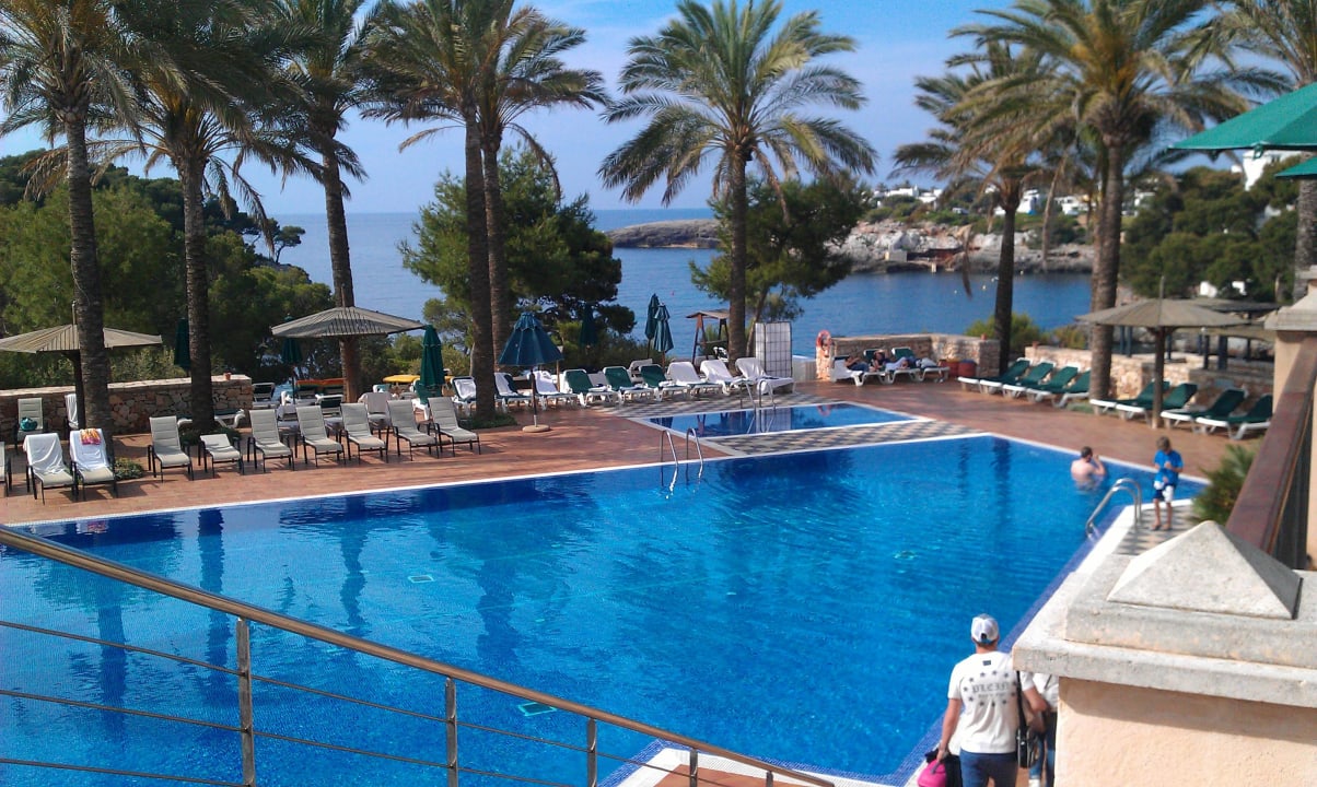 Großer Pool ROBINSON CALA SERENA