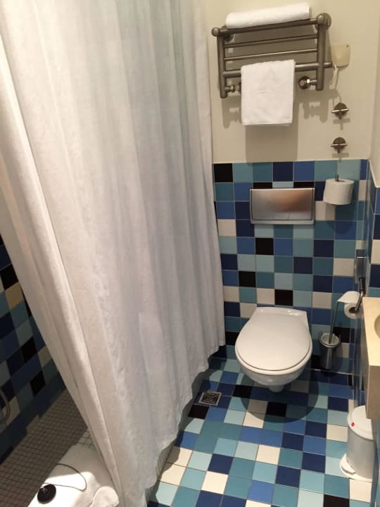 Bad Hotel Bleibtreu Berlin by Golden Tulip