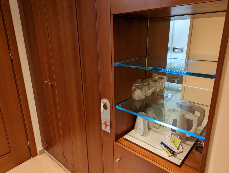 Zimmer Apollonia Beach Resort & Spa