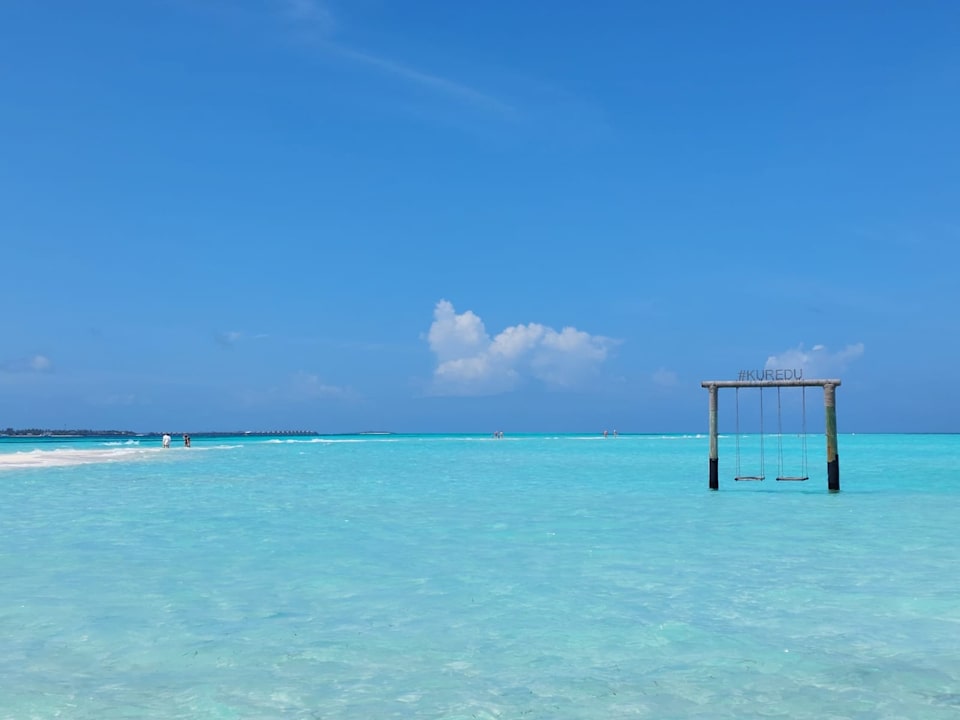 Strand Kuredu Island Resort & Spa