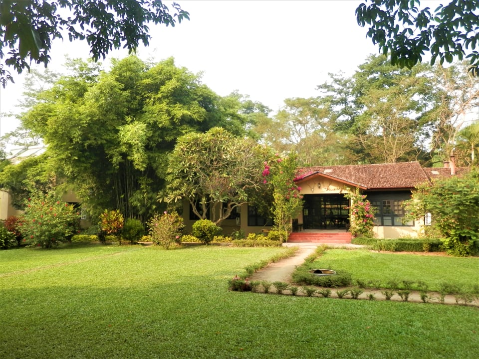 Außenansicht Green Mansions Jungle Resort