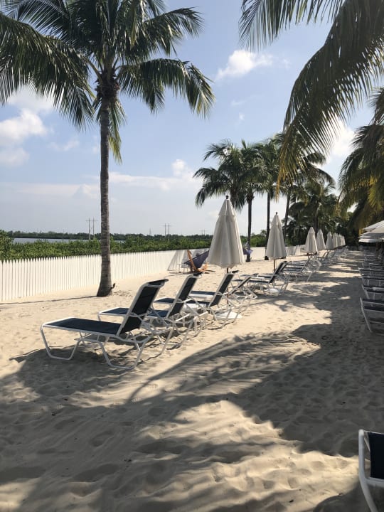 Strand Parrot Key Hotel & Resort