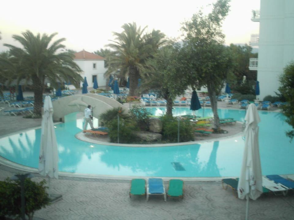 Pool Esperides Beach Resort