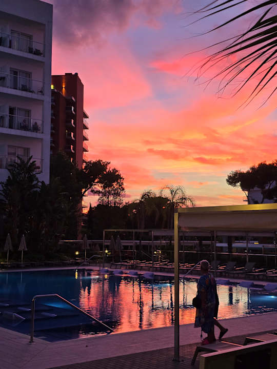 Außenansicht Hotel Riu Playa Park