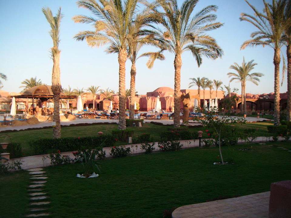 Spaziergang im Hotel Swisstouch Oriental Resort Marsa Alam