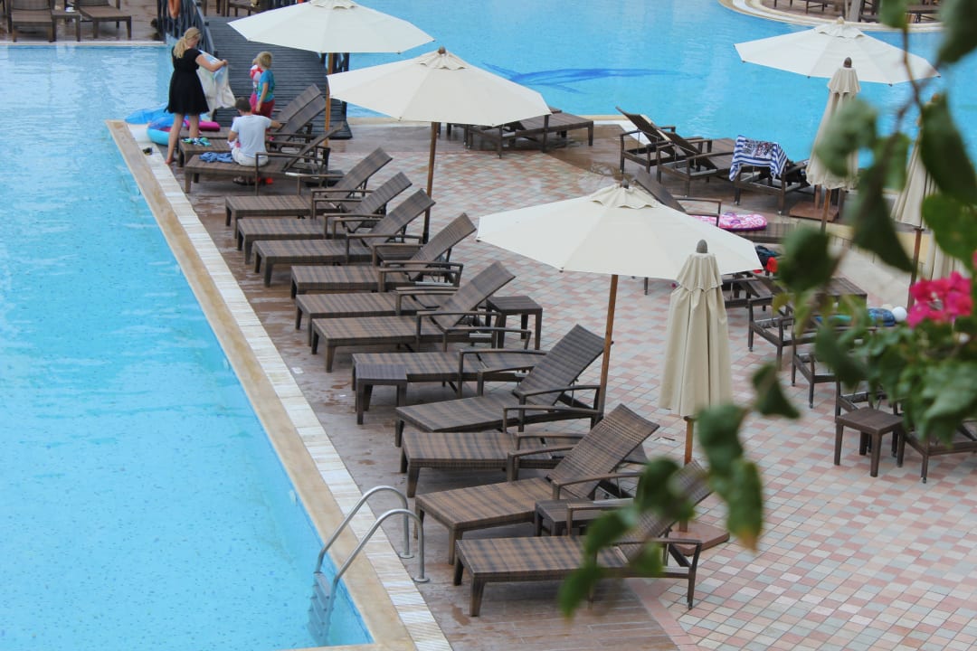 Poolliegen Hotel Paradis Palace