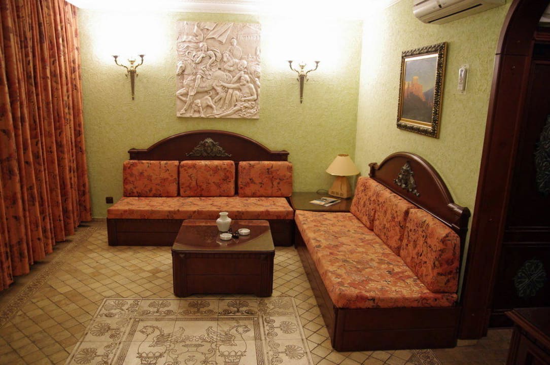 Wohnzimmer im Apartment Hotel Yetkin