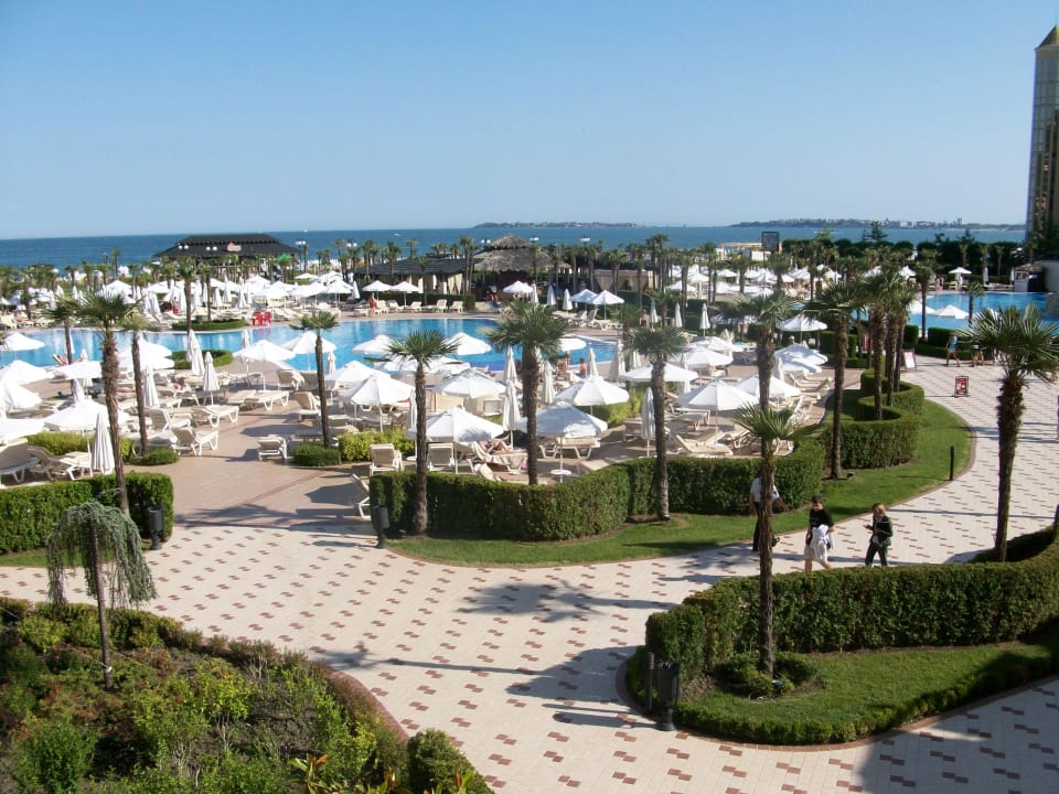 Ausblick von Hotelterrasse DIT Majestic Beach Resort
