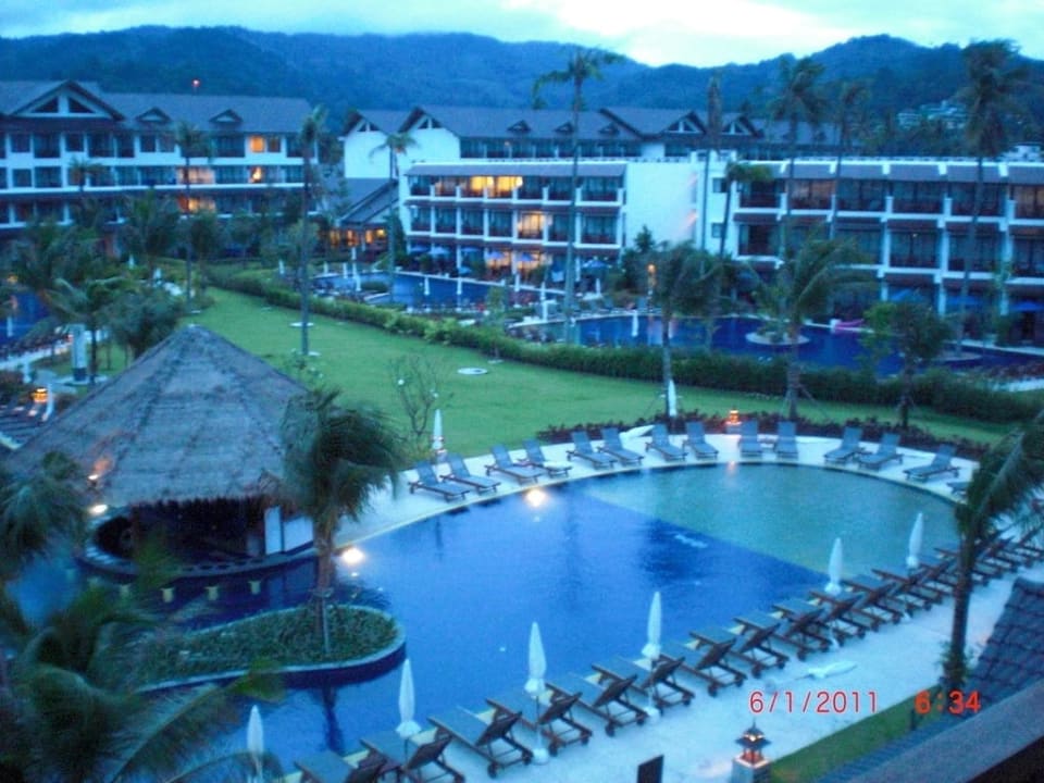 Blick vom Balkon Sunprime Kamala Beach