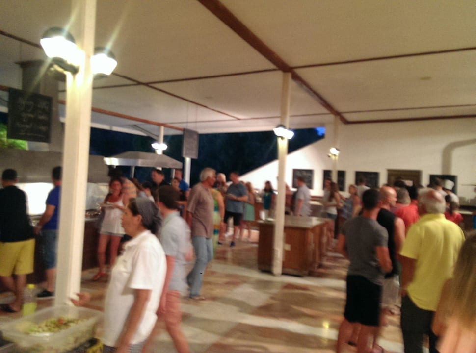 Anstehen oft und lange! Club Tuana Fethiye