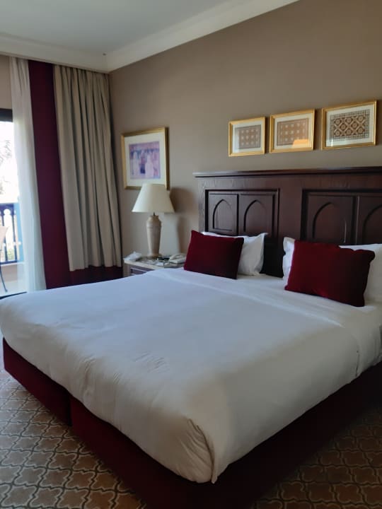 Zimmer Miramar Al Aqah Beach Resort