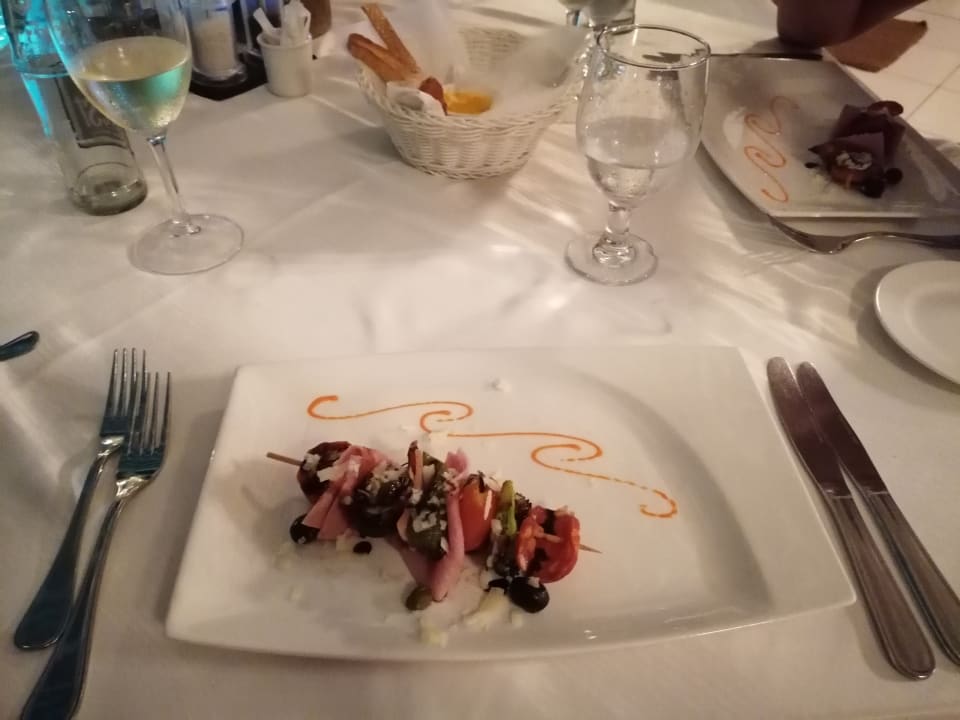 Gastro Neptune Pwani Beach Resort & Spa