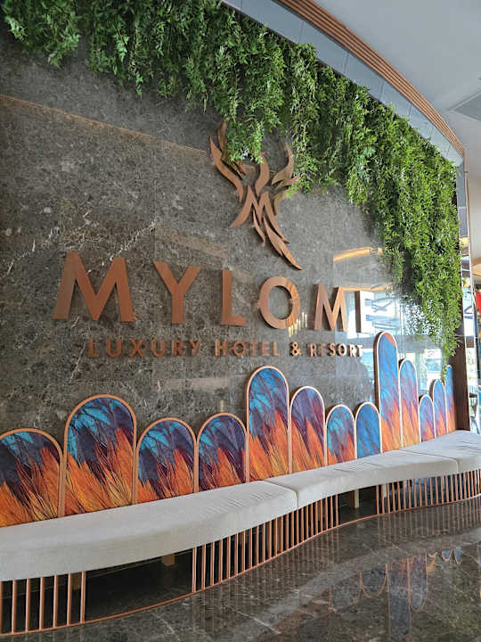Lobby Mylome Luxury Hotel & Resort