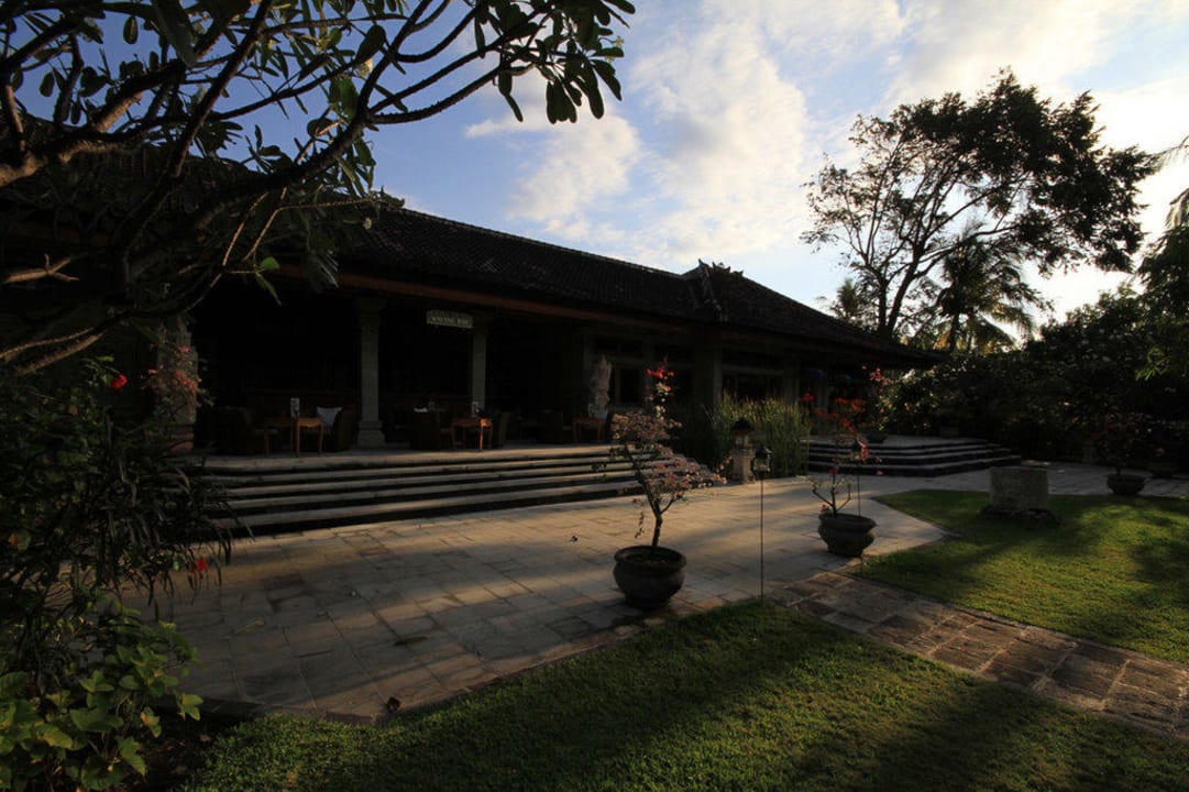 Bar Hotel Matahari Beach Resort & Spa