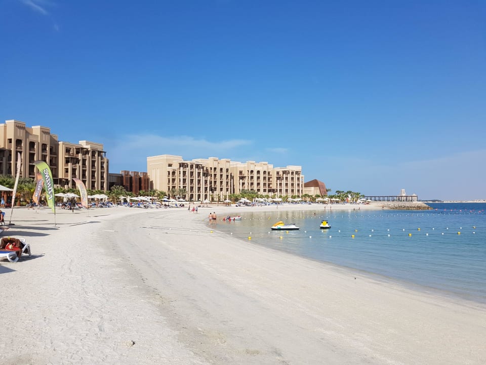 Strand und Bay-Club DoubleTree by Hilton Resort & Spa Marjan Island
