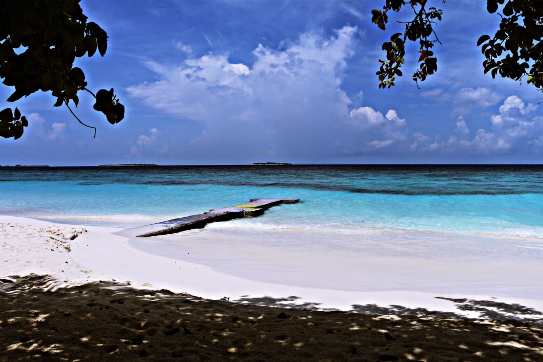 Strand an der ostwärtigen Seite Adaaran Select Meedhupparu Island Resort - Premium All Inclusive