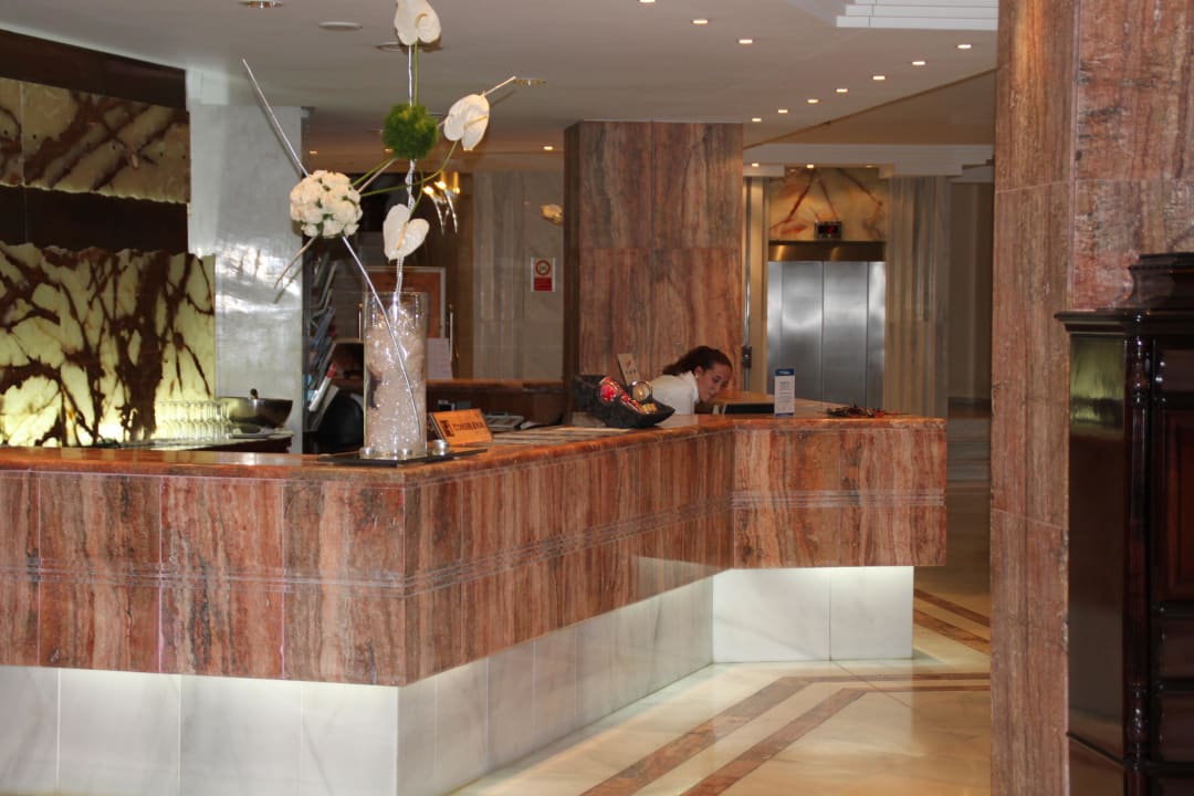 Empfang Hotel Serrano Palace