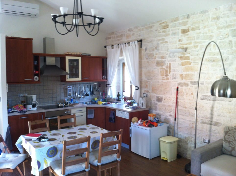 Wohnzimmer mit Küche Casa Antignana