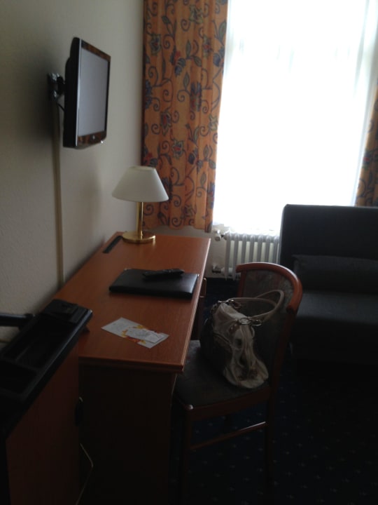 Zweiter Zimmerteil Frühlings-Hotel