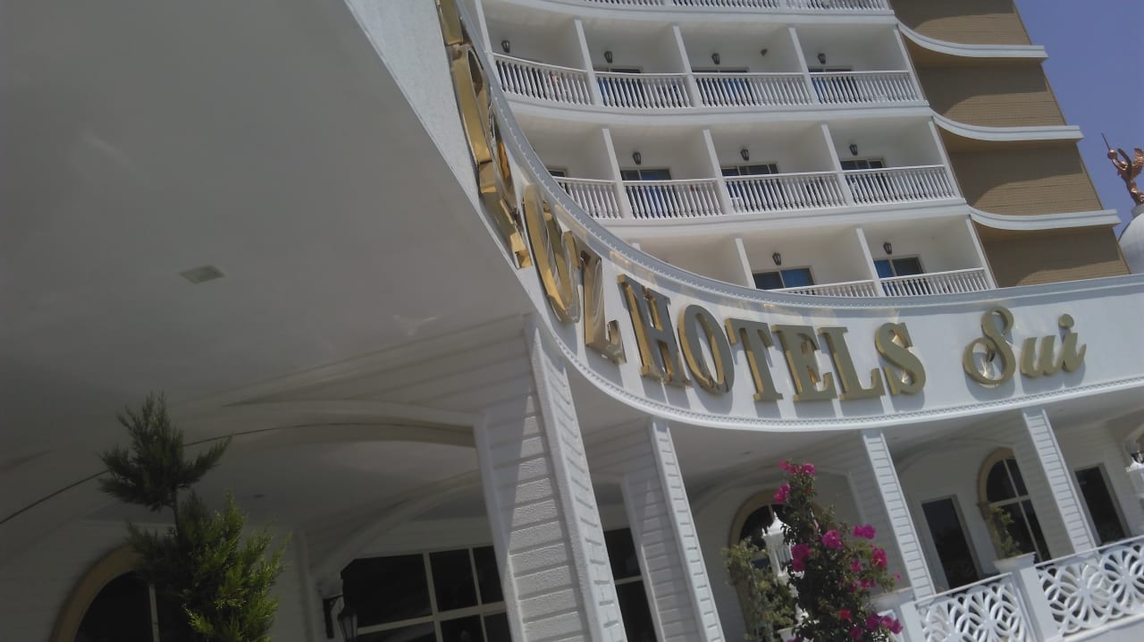 Lobby Oz Hotels Sui Resort