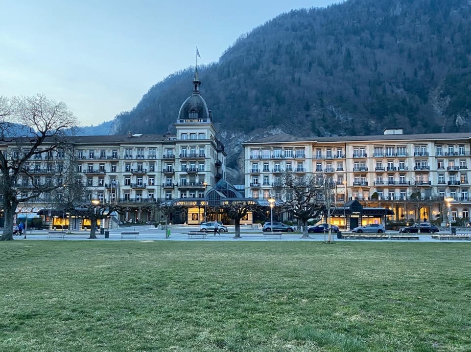 Außenansicht Victoria-Jungfrau Grand Hotel & Spa
