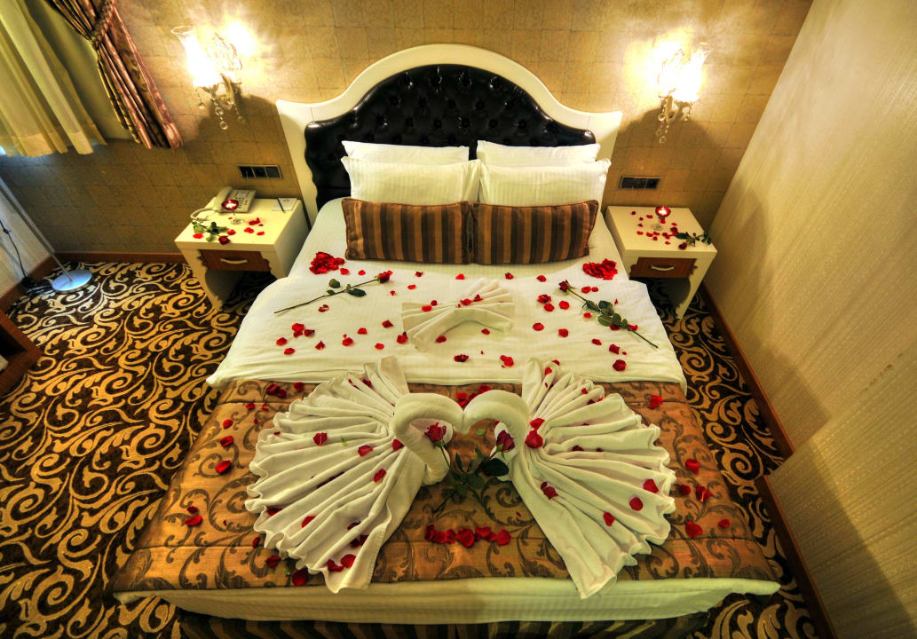 Golden Deluxe Hotel Golden Deluxe  Hotel