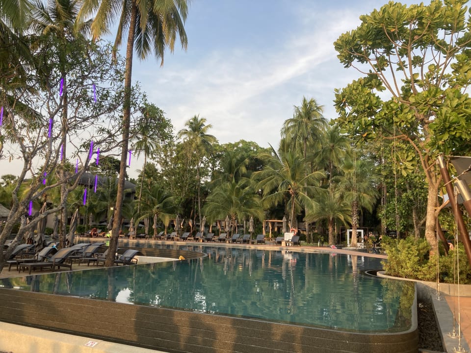 Pool La Flora Khao Lak