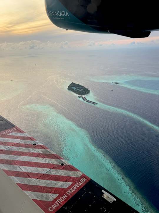 Außenansicht Vilamendhoo Island Resort & Spa