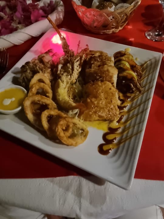 Gastro Three Corners Sea Beach Resort