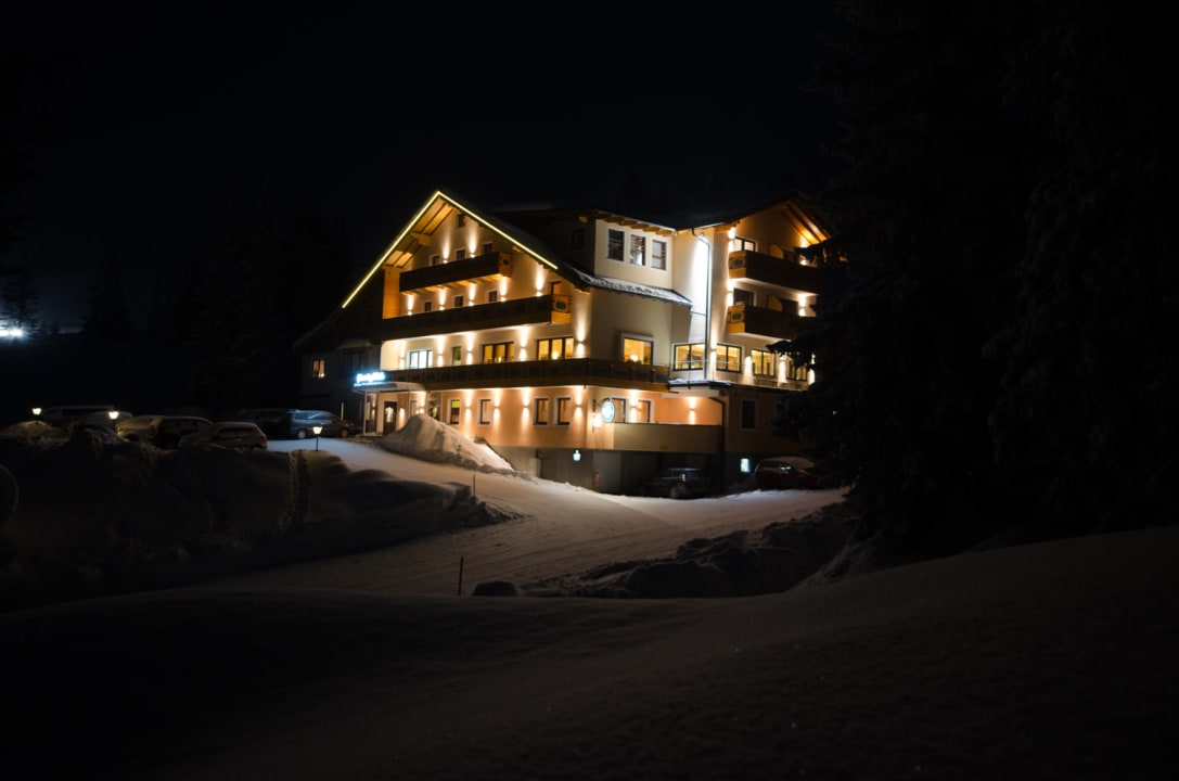 Außenansicht Alpengasthof Grimmingblick