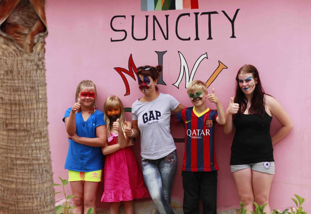 Mini Club Sun City Apartments