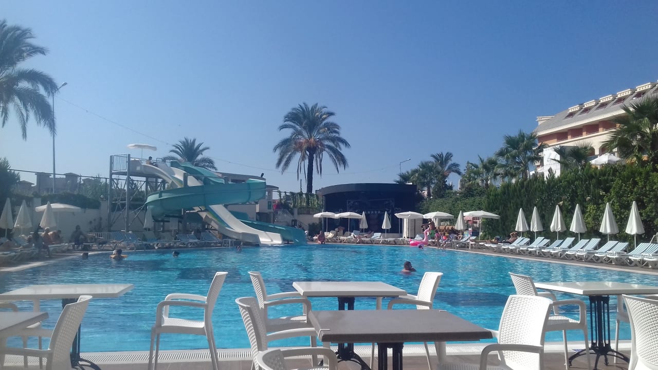 Pool Palm World Side Resort & Spa
