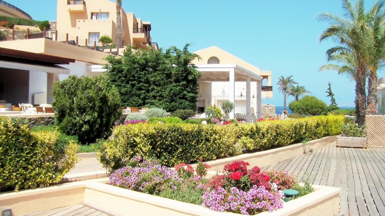 Blick auf den Außenbereich des Restaurants Seaside A Lifestyle Resort