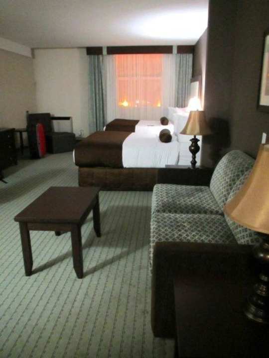 Upgrade Zimmer Coast Lethbridge Hotel & Conference Centre