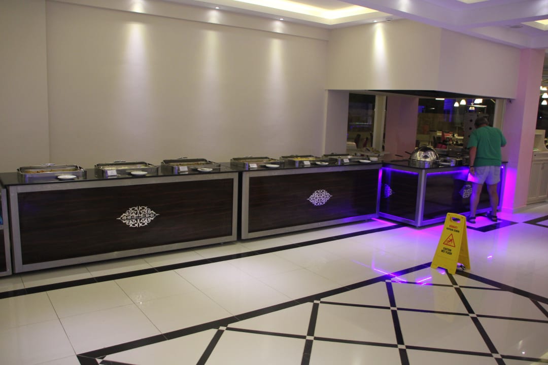 Die Büffettheke Hotel Infinity Beach Alanya