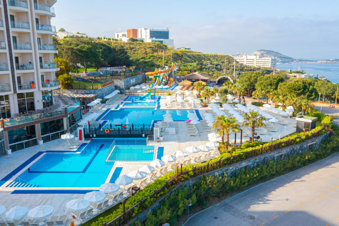 Ausblick Ramada Resort Kusadasi & Golf