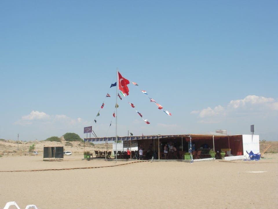 Strandbar New Garden Hotel Side