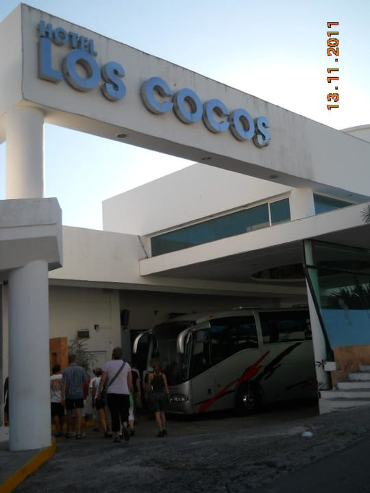 Zufahrt zum Hotel Hotel Los Cocos