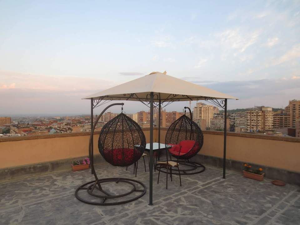 Auf der Dachterrasse Hotel 14th Floor