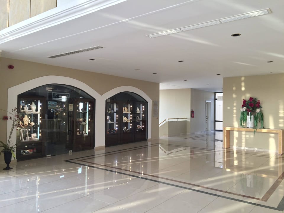 Lobby Porto Bello Royal