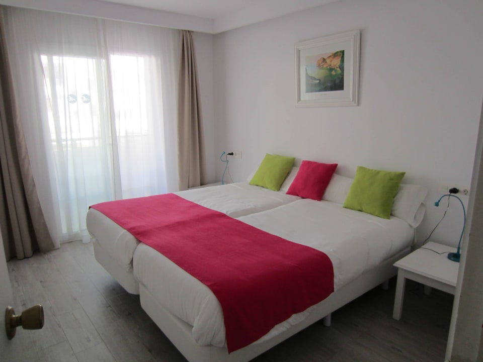 Zimmer Guya Wave Hotel
