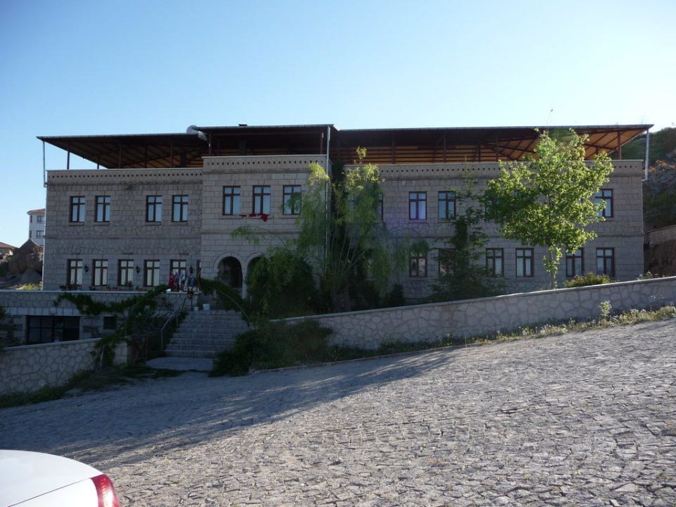 Eingang des Hotels Hotel Karvalli