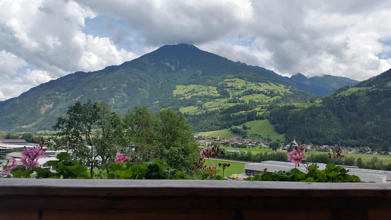 Ausblick Das Kaltenbach Aparthotel