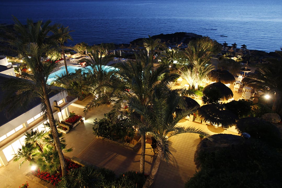 Gartenanlage Bikini Island & Mountain Hotel Es Trenc