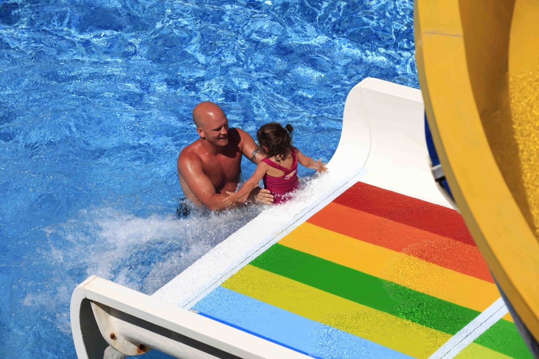 From aqua pool Sun City Apartments