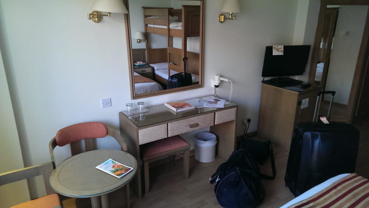 Zimmer Lordos Beach Hotel & Spa