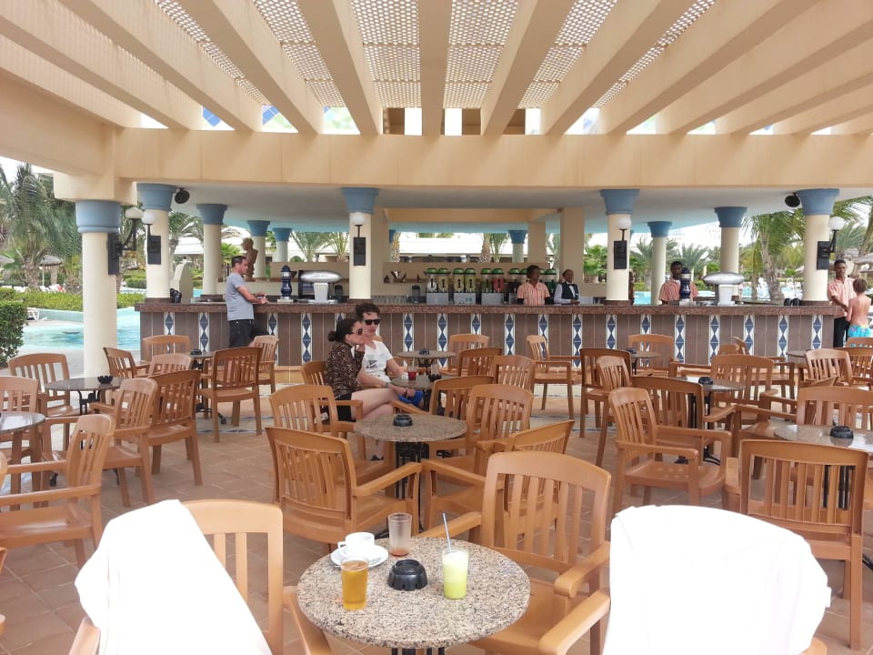 Poolbar Hotel Riu Karamboa