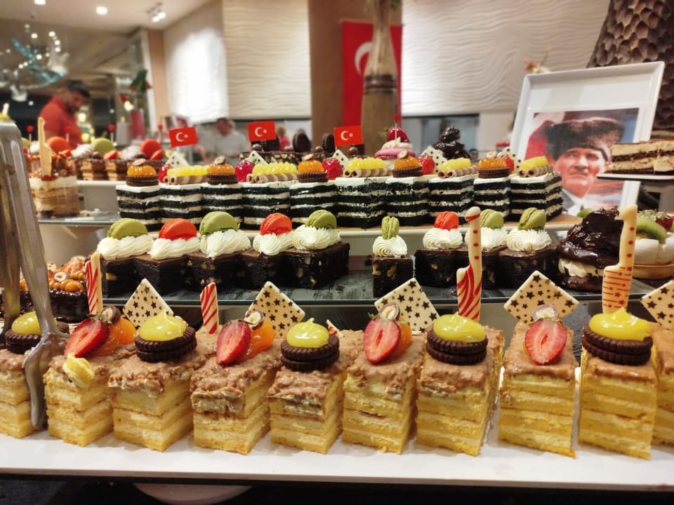 Gastro Titanic Deluxe Lara