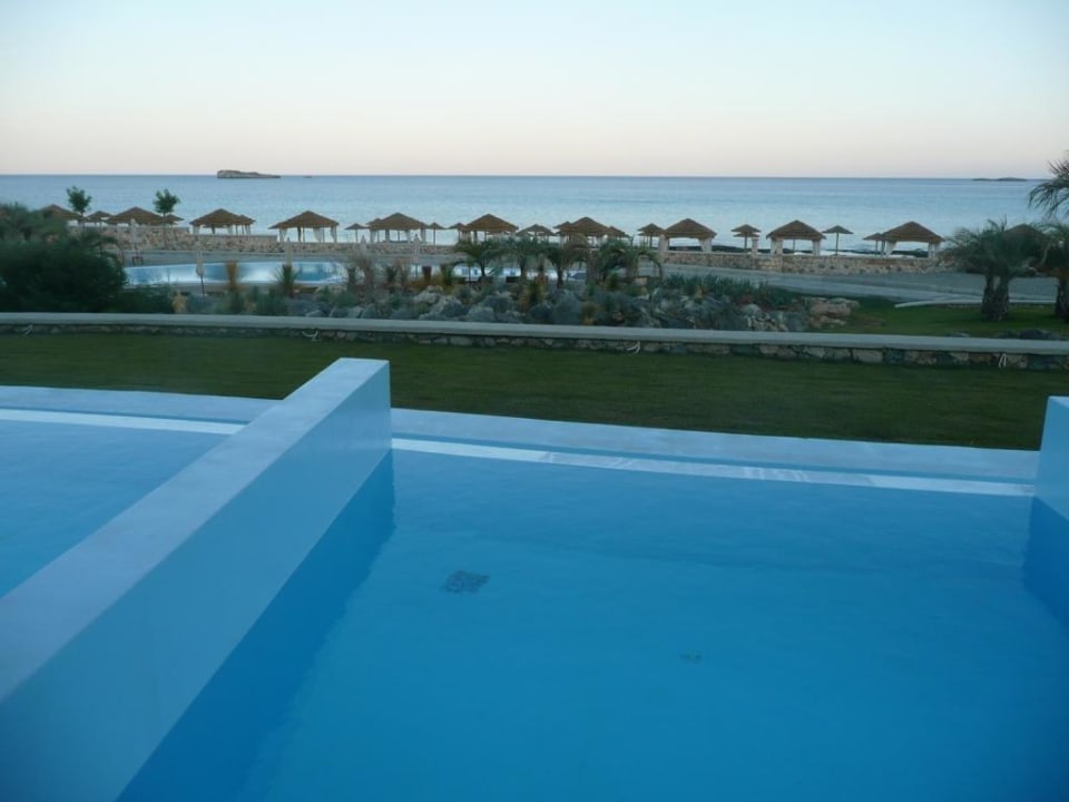 Unser Privatpool mit Blick auf das Meer   Aquagrand Artistic Luxury Beach Resort - Adults only