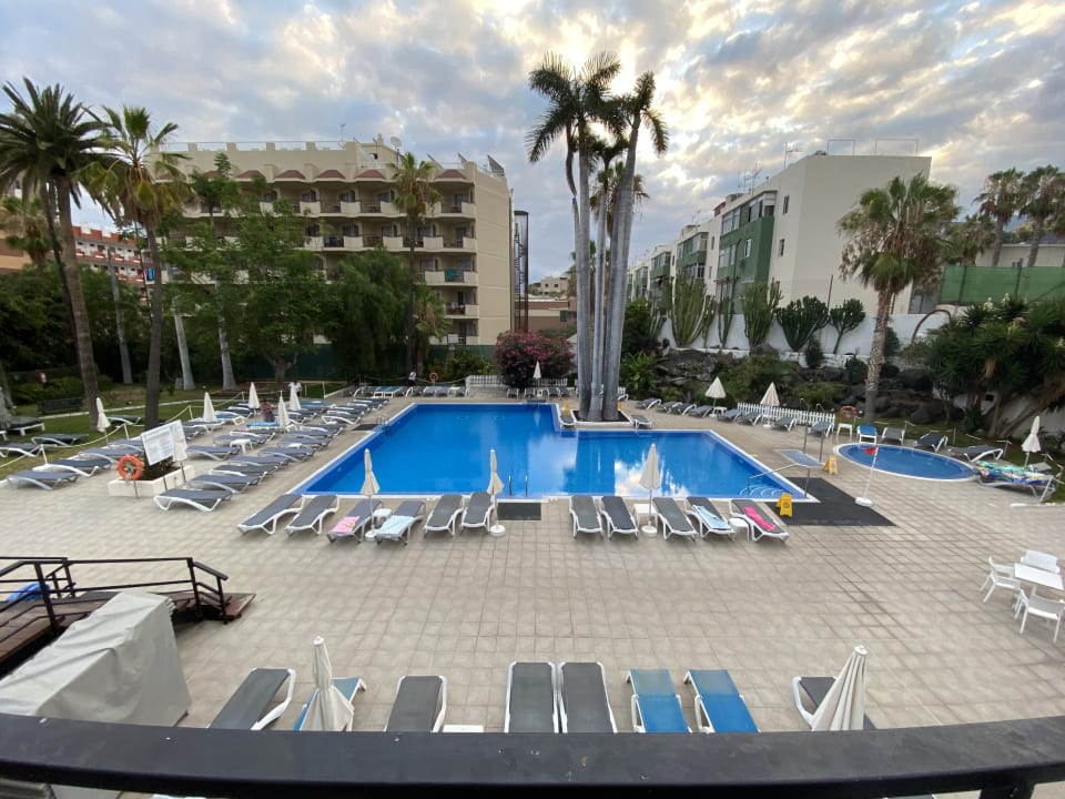 Pool Be Live Tenerife - Adults only